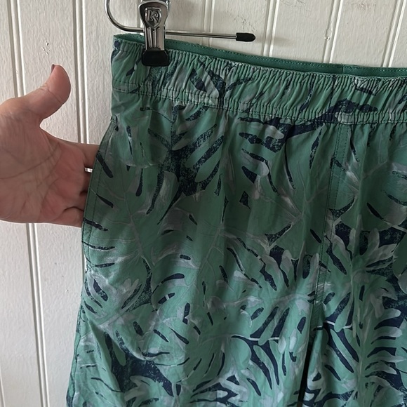 Kirkland Signature Sage and Navy Blue Swim Trunks sz Small - Picture 5 of 9